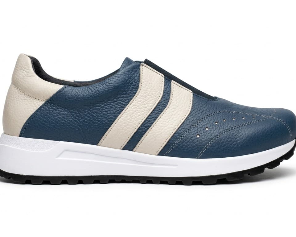 AZUL CON TACHAS, zapatillas de cuero azul marino para mujer — D'Poder — vista 1